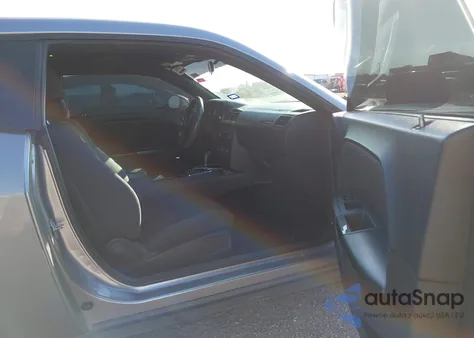 2013 Dodge Challenger Sxt из США, поврежденный, VIN 2C3CDYAG7DH561927